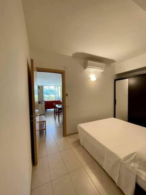 Casa Vacanze Luna 2 Vallecrosia Exterior photo